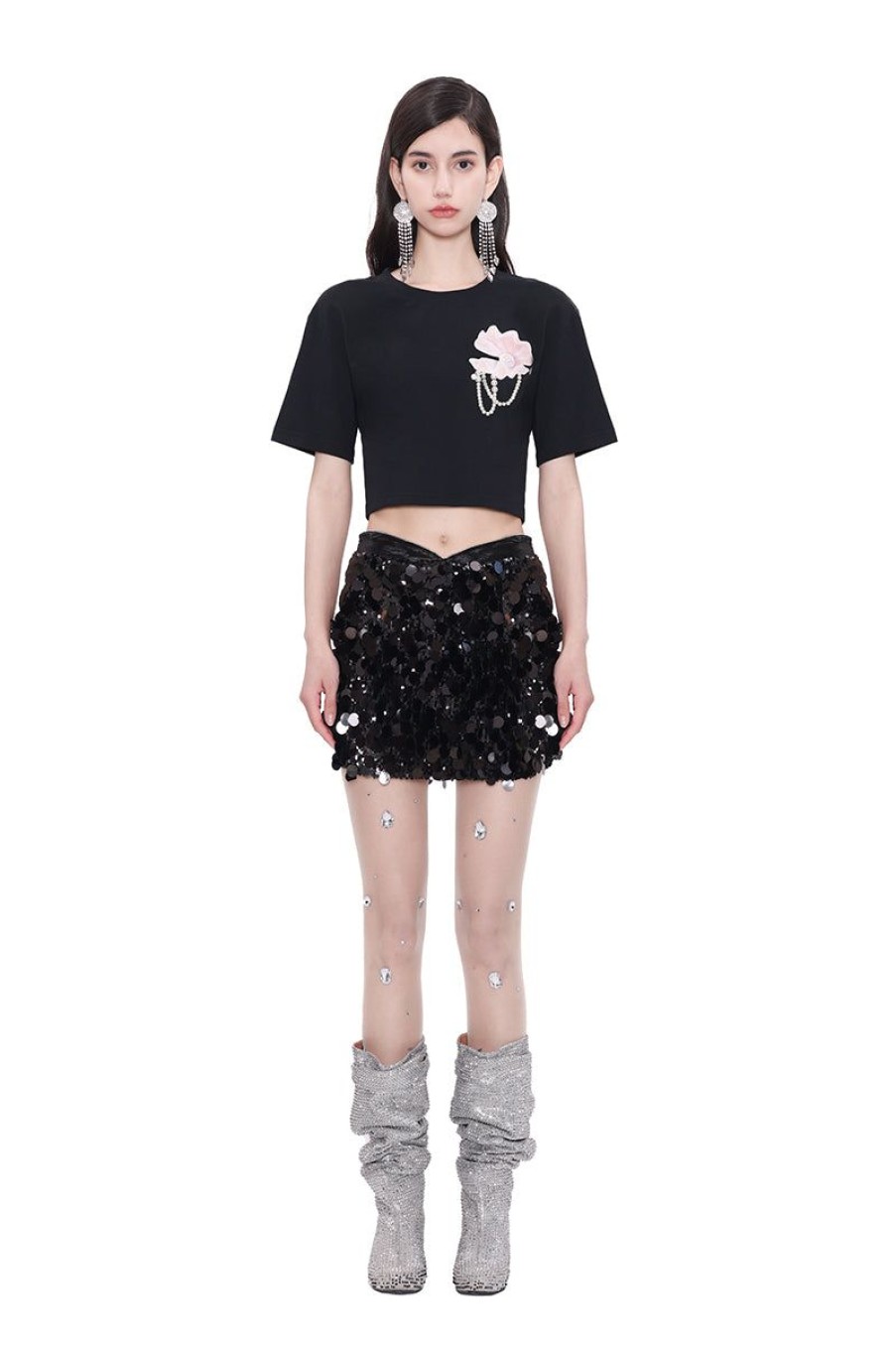 OZLANA Tops | Shell Pearl Trimed Crop Tee (Black)